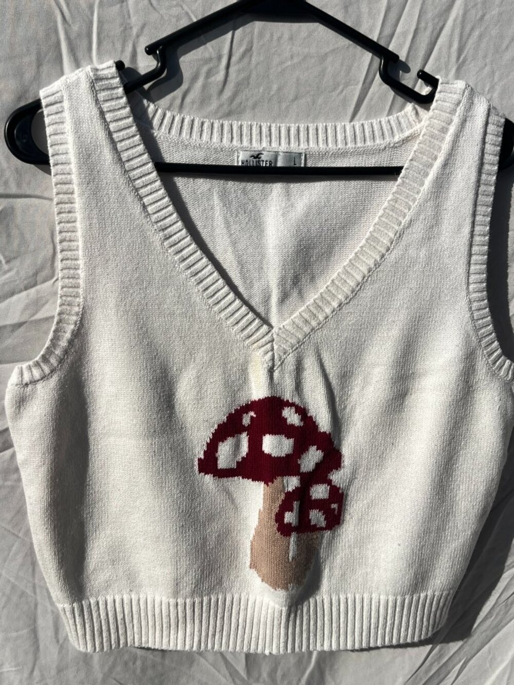 Hollister Womens Ivory Mushroom Vest Crop High Waisted Size L